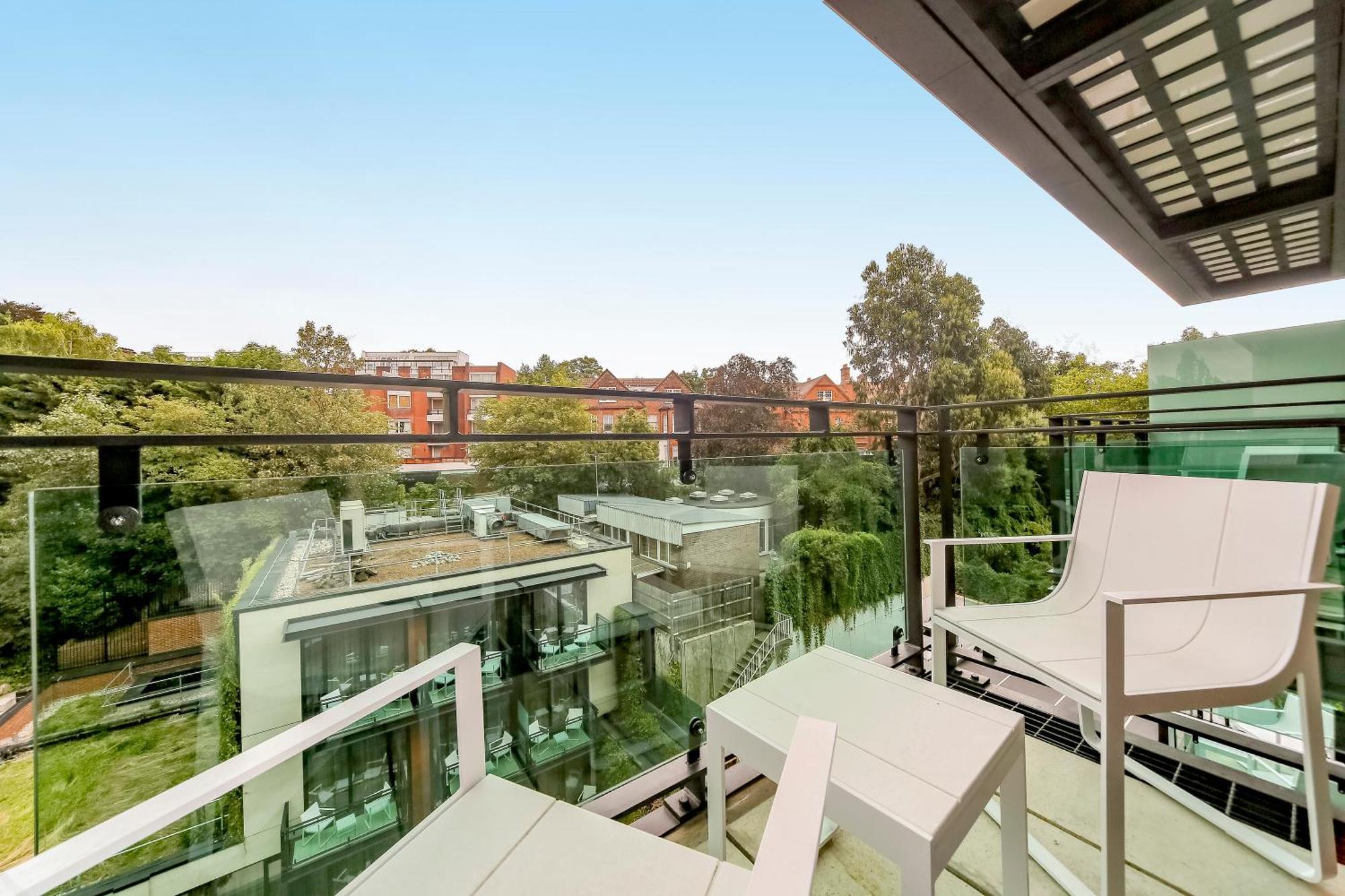 The Quarters Swiss Cottage London Exteriör bild